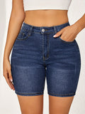 Chic Stretchable Denim Shorts for Women – Comfort Fit with Pockets, Ideal for Casual Summer Wear