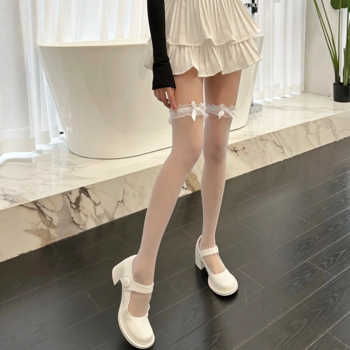 Territory Japanese Style Lolita Knee High Socks Women Stockings Sexy Lace Bow Long Socks Thigh High Stockings Sweet Girls Kawaii Stockings