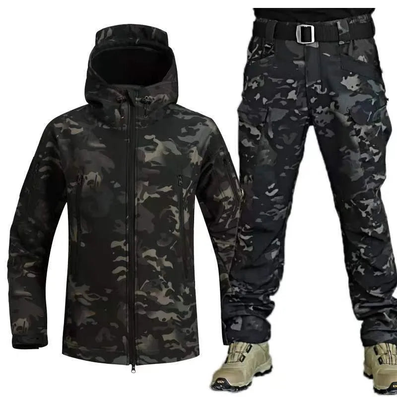 Military Outdoor Jackets Tactical Waterproof Windbreaker Army Combat Jacket Men Shark Skin Soft Shell Hooded Clothes