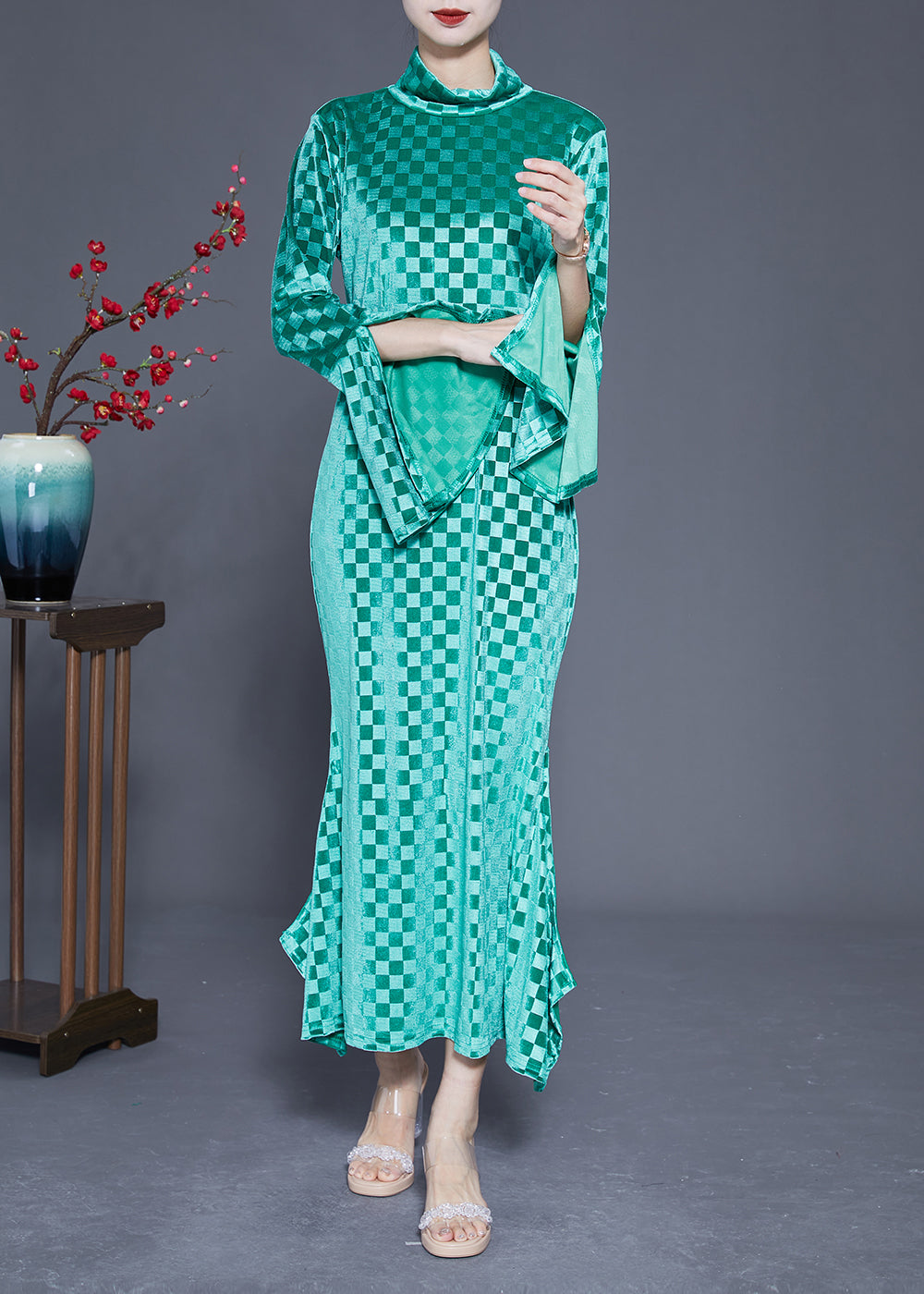 peopleterritory Art Green Stand Collar Plaid Side Open Silk Velour Long Dress Flare Sleeve LY1841