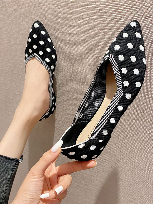 xakxx Contrast Color Pointed-Toe Polka-Dot V-Cut Low Heels Flat Shoes