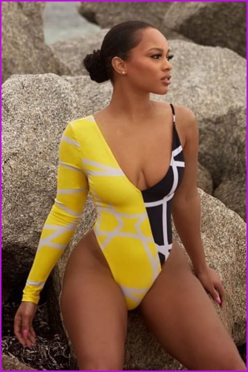 furdelashop Contrast Color Single Sleeve Bodycon One Piece Swimsuit AW6028