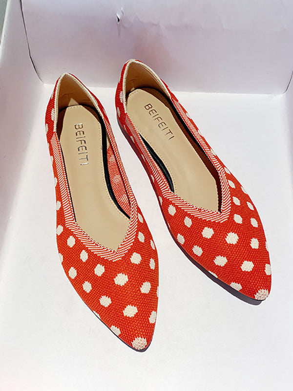 xakxx Contrast Color Pointed-Toe Polka-Dot V-Cut Low Heels Flat Shoes
