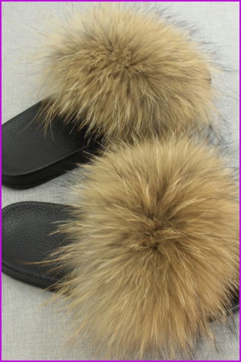 peopleterritory { Ready Stock } Raccoon Fur Sliders F013